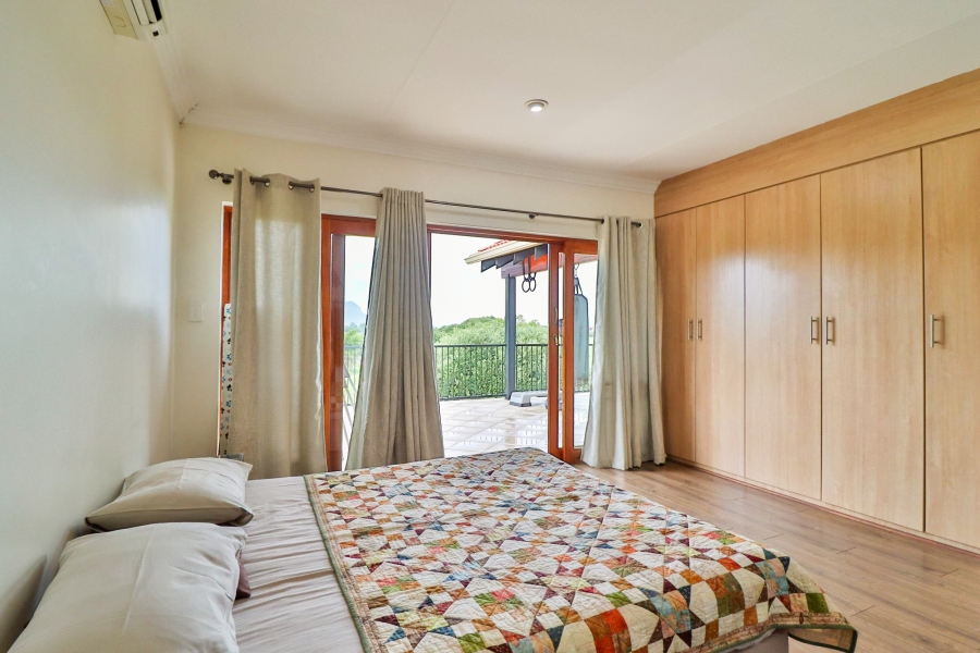 To Let 3 Bedroom Property for Rent in The Coves North West